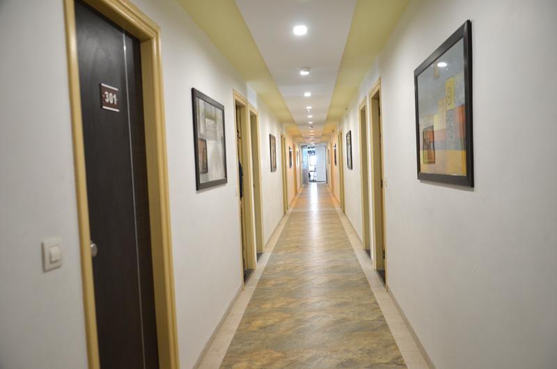 Hotel The Grand Parshwanath Sankeshvar Екстериор снимка
