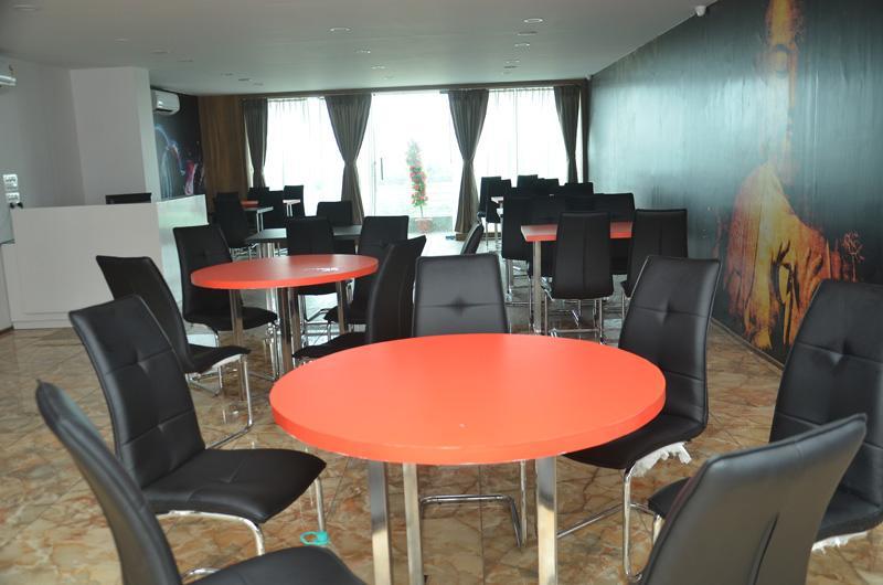 Hotel The Grand Parshwanath Sankeshvar Екстериор снимка